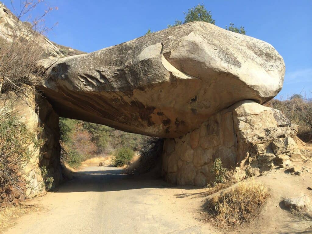 rock arch in Sequoia National PArk